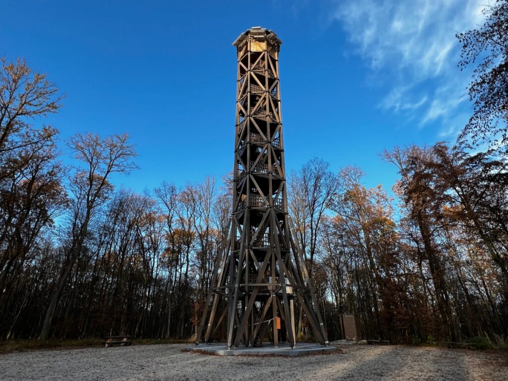 IBOvka rozhľadňa pri Trenčíne